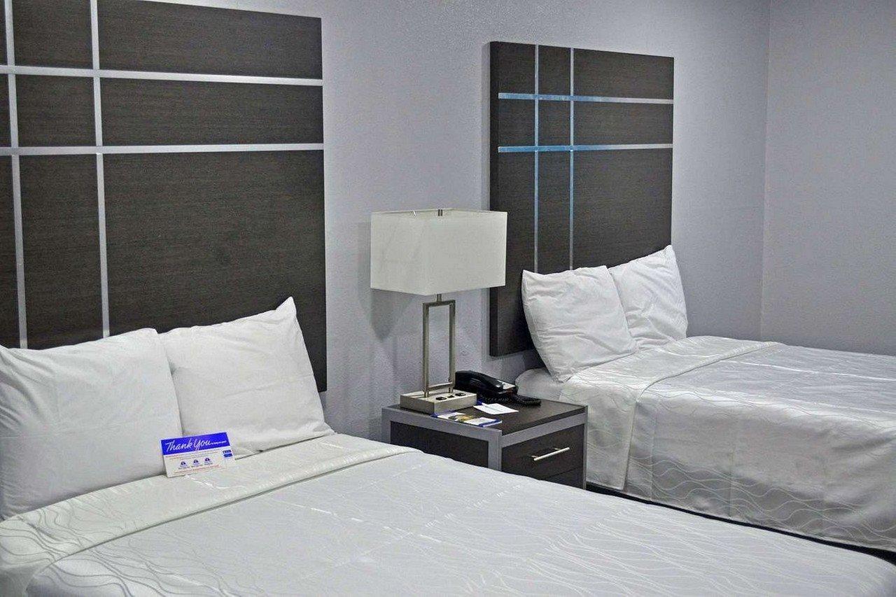 Americas Best Value Inn & Suites Brenham Exteriör bild
