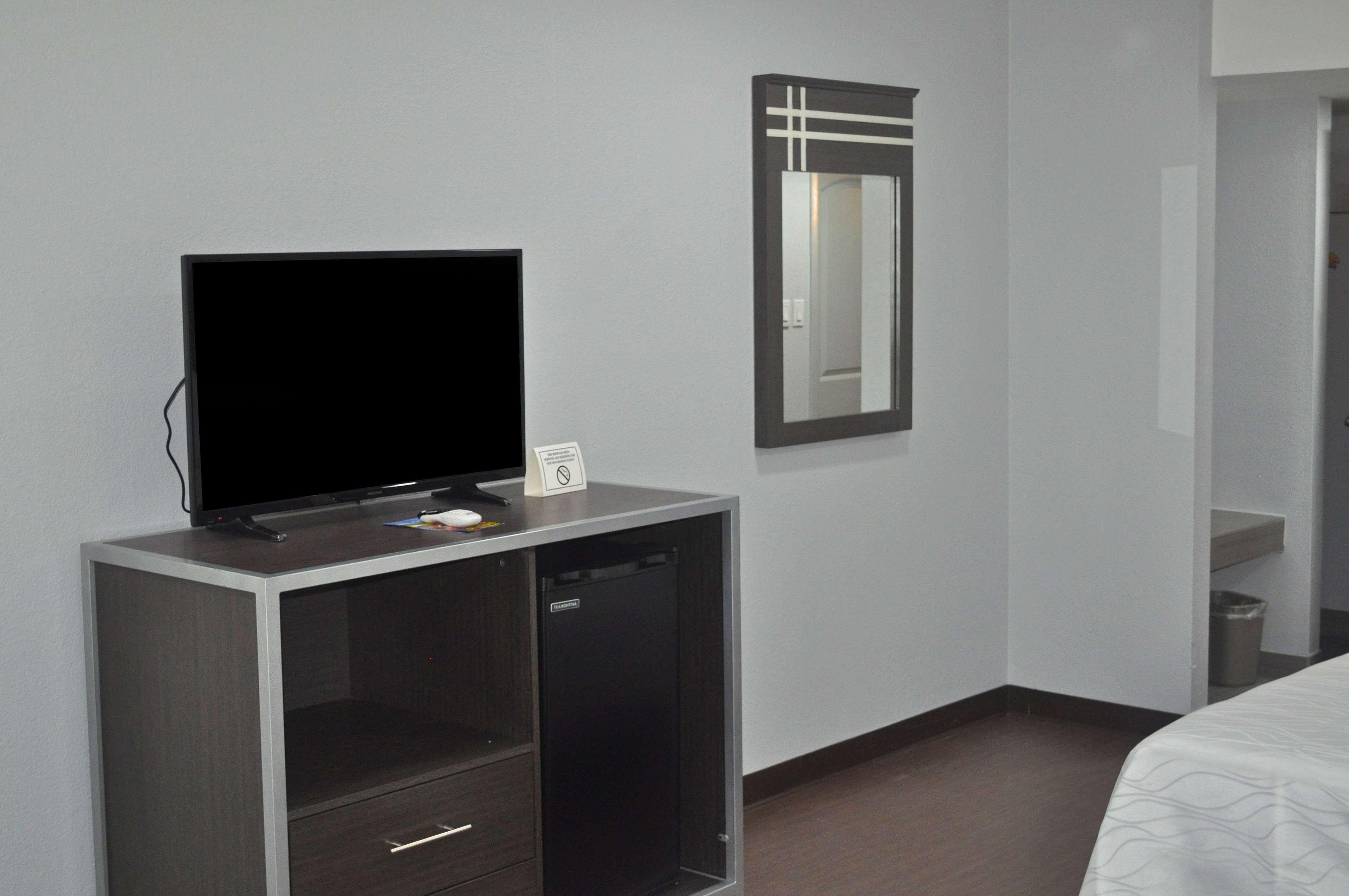 Americas Best Value Inn & Suites Brenham Exteriör bild
