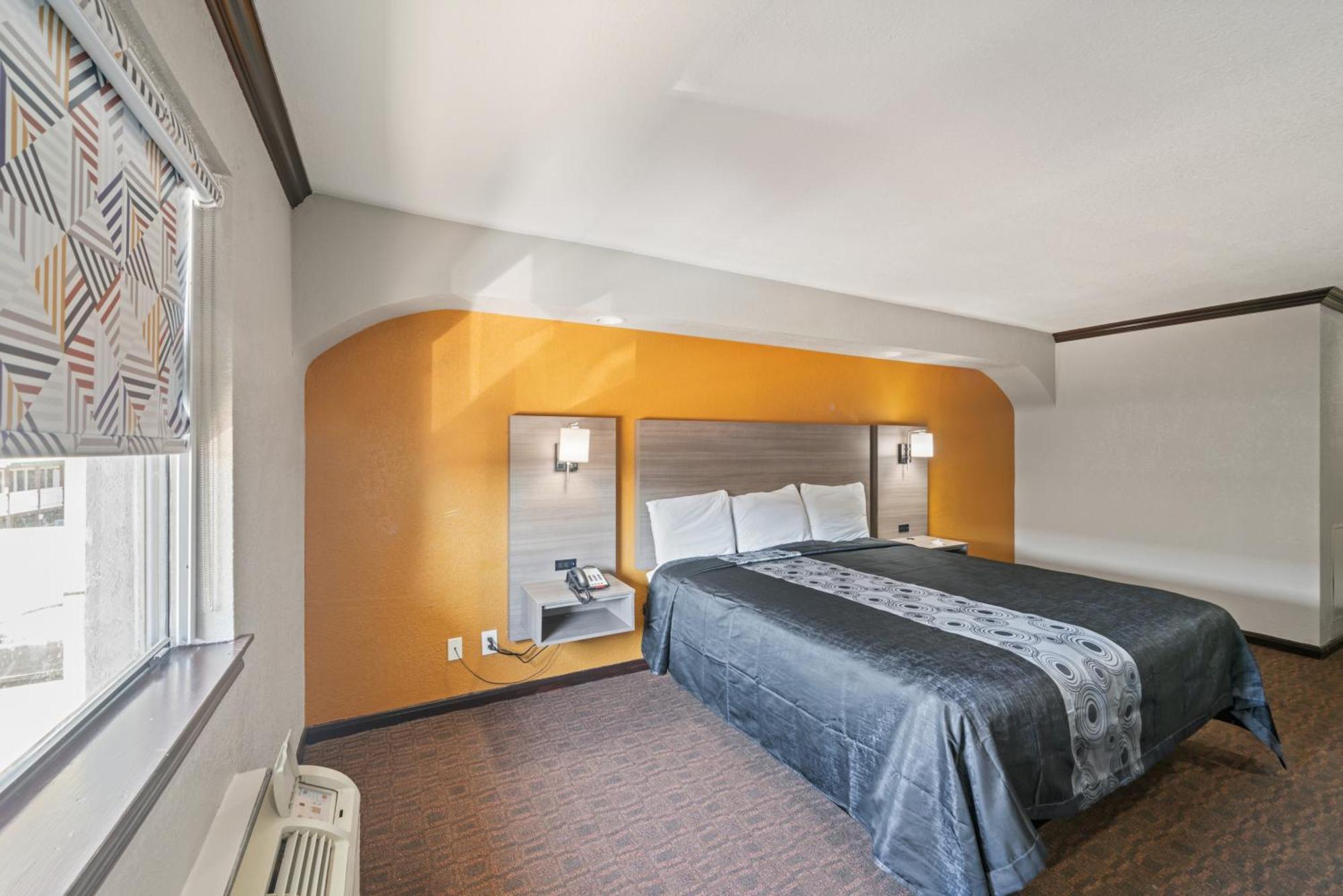 Americas Best Value Inn & Suites Brenham Exteriör bild