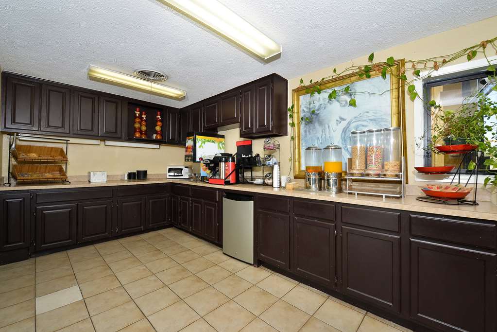 Americas Best Value Inn & Suites Brenham Bekvämligheter bild