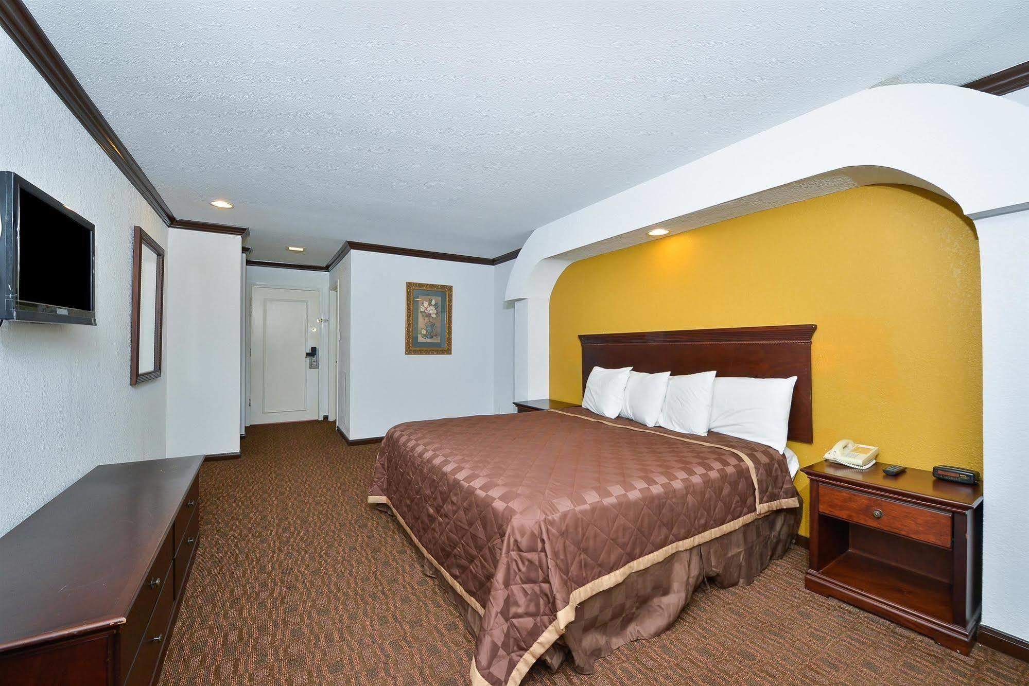 Americas Best Value Inn & Suites Brenham Exteriör bild